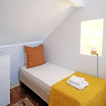 Apartment Bh4d With View Heart Of Bairro Alto * Bright 4d * 3+1 Br