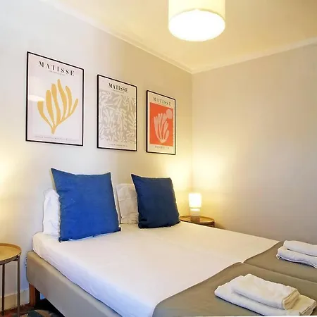 Apartment Bh4d With View Heart Of Bairro Alto * Bright 4d * 3+1 Br Lisbon