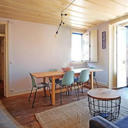 Apartment Bh4d With View Heart Of Bairro Alto * Bright 4d * 3+1 Br *