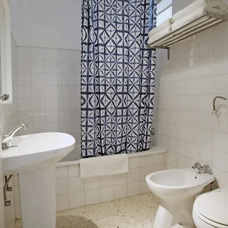 Bh4d With View Heart Of Bairro Alto * Bright 4d * 3+1 Br Appartement Lissabon